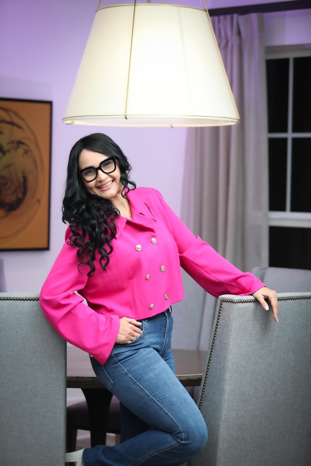 Mariela Linares asesora de seguros de accidente